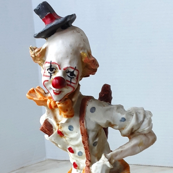 VTG Madeira Hermes Standing Clown | Capodimonte Style Bowing Clown - Picture 3 of 16
